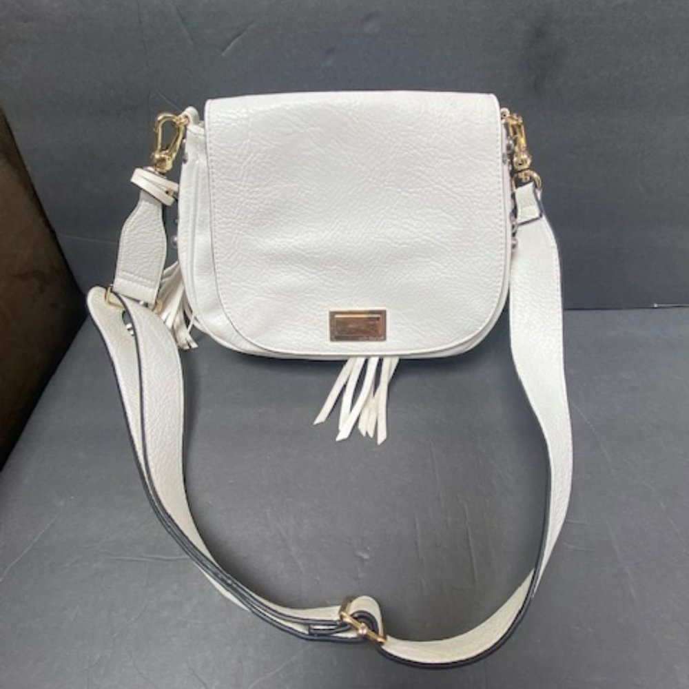 Classic Vintage Juicy Couture studded pebbled  vintage leather crossbody/ Tassel